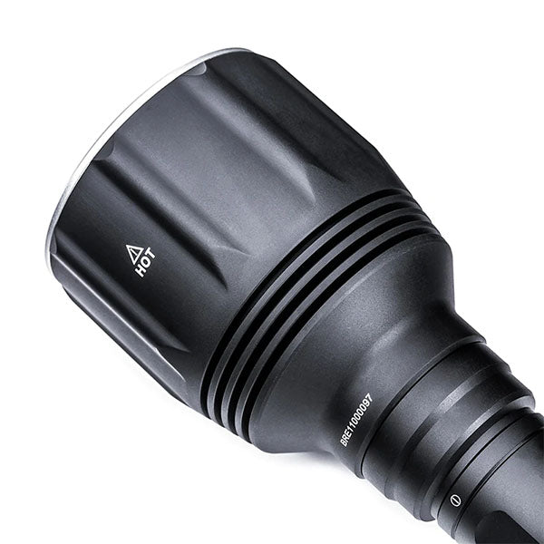 Taktische LED-Taschenlampe T20L, 900 Lumen (inkl. Akku)