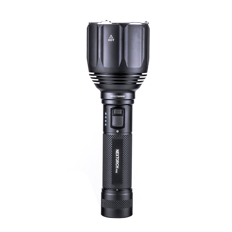 P82 1,100m Long-range Flashlight
