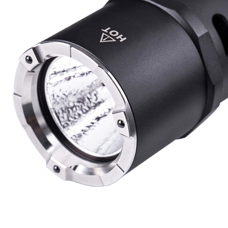 P86 1600lm Flashlight with 120db Electronic Whistle