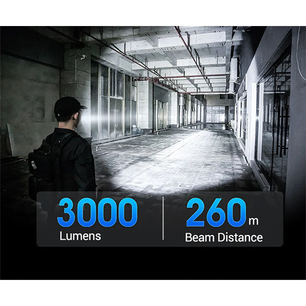 Taktische LED-Taschenlampe P84, 3'000 Lumen (inkl. Akku)