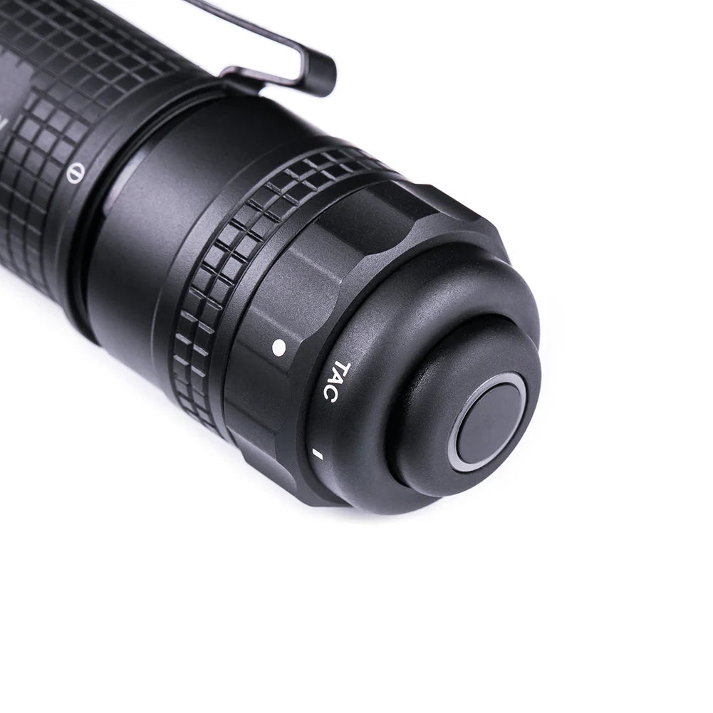 Taktische LED-Taschenlampe TA30W, 1'500 Lumen (inkl. Akku)