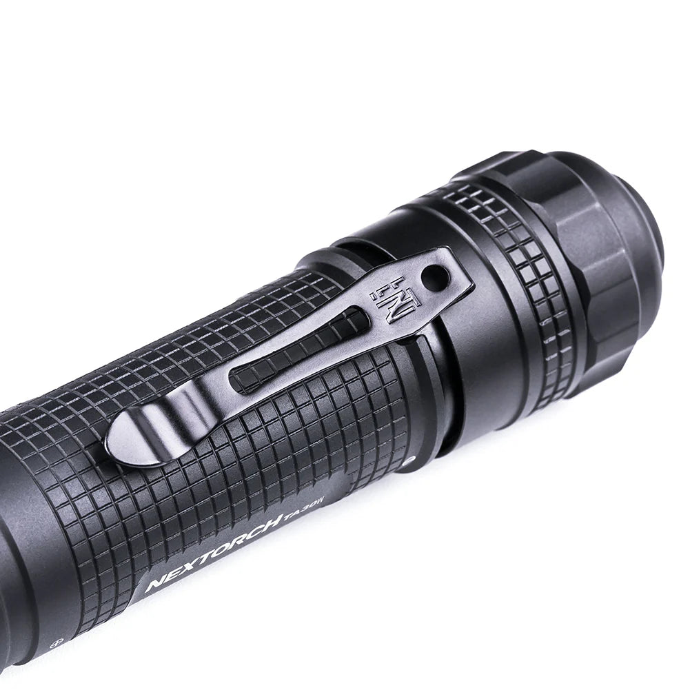 Taktische LED-Taschenlampe TA30W, 1'500 Lumen (inkl. Akku)